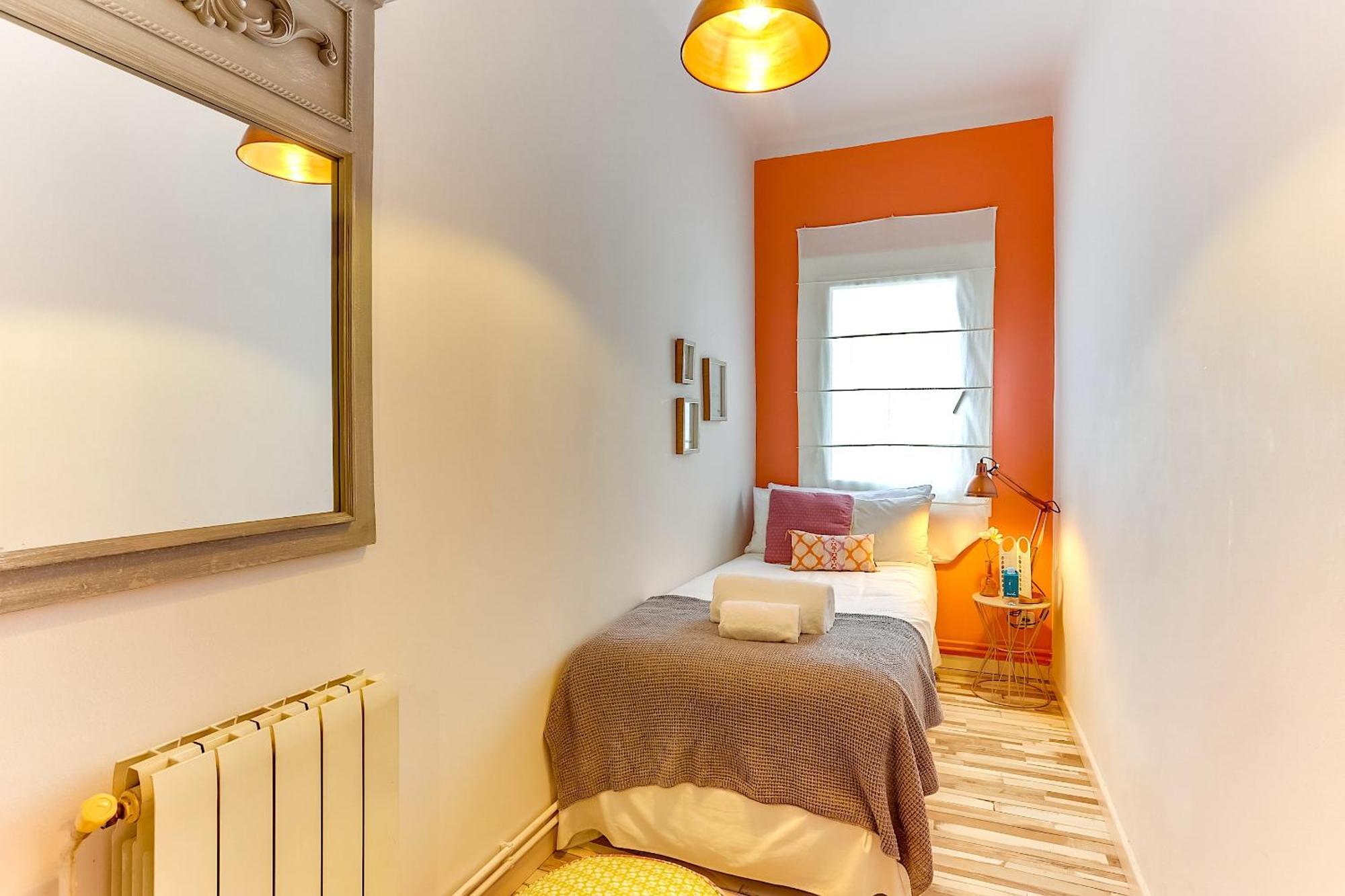 Sweett - Charming In Sant Gervasi Apartment Barcelona Luaran gambar